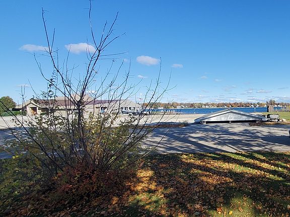 5th image of 631 Nautical Dr