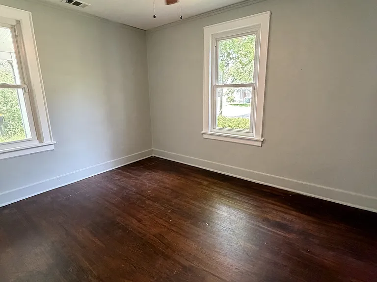 114 Palm Ave — Photo 8