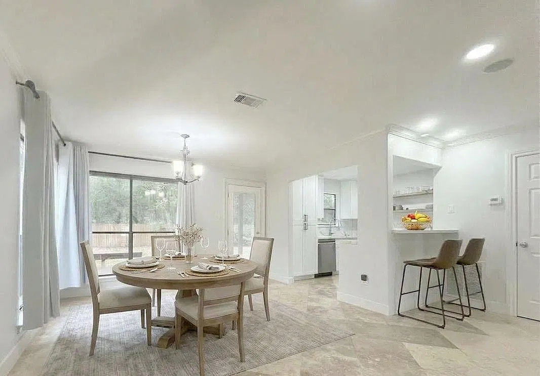 4 bed, 2.5 bath, 1745 sqft, $2,500 — Photo 2