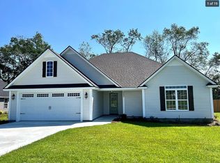 3965 Landings Cir, Hahira, GA 31632
