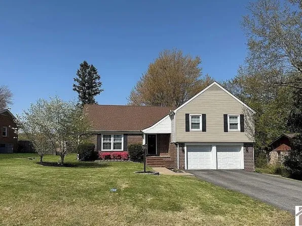 401 Brookhill Ln, Paducah, KY 42001