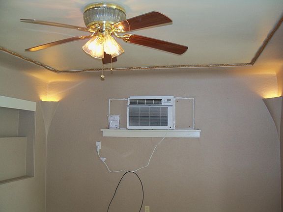 3rd image of 334 Alderson Ave #1