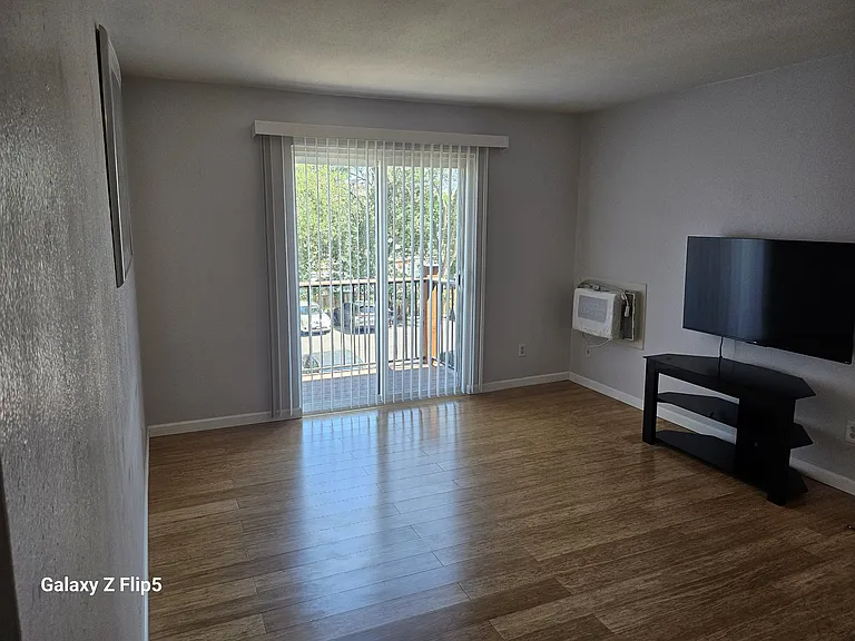 16259 W 10th Ave — Photo 3