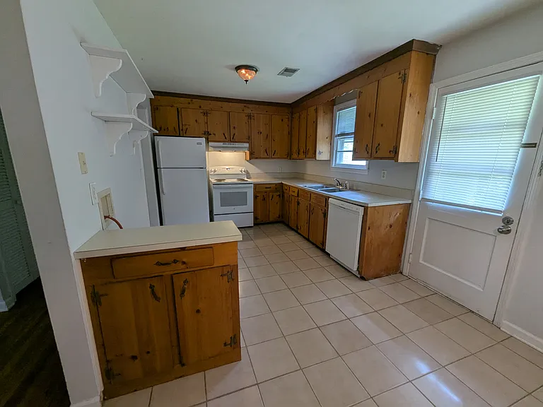 1527 Brookbank Ave #A — Photo 18