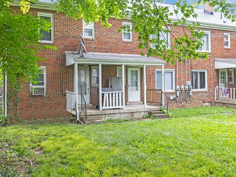 47-53 S Burgess Ave — Photo 27