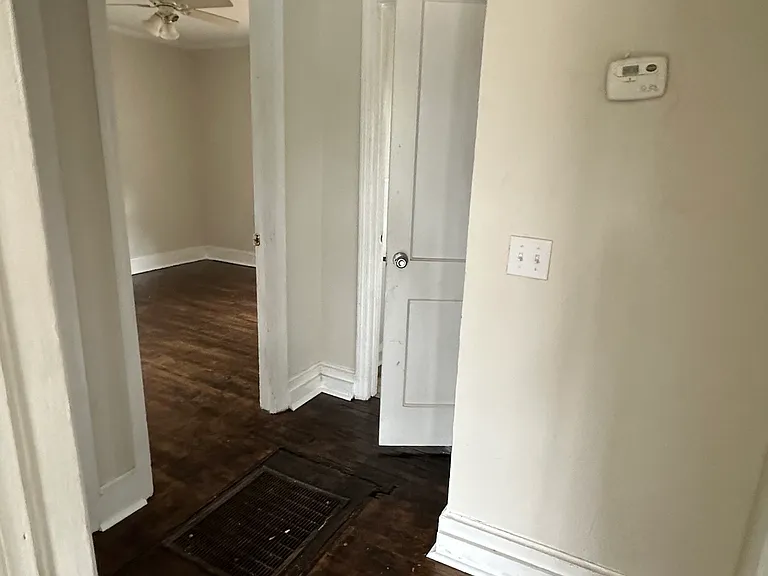 3349 Pio Nono Cir — Photo 5