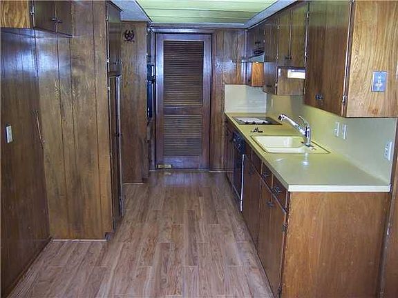 2nd image of 311 Dove Creek Dr