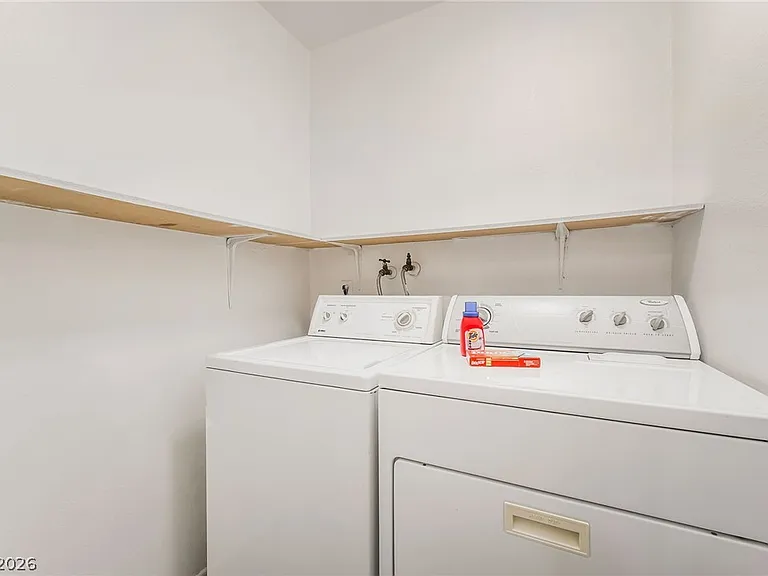 5576 W Rochelle Ave #22A — Photo 28