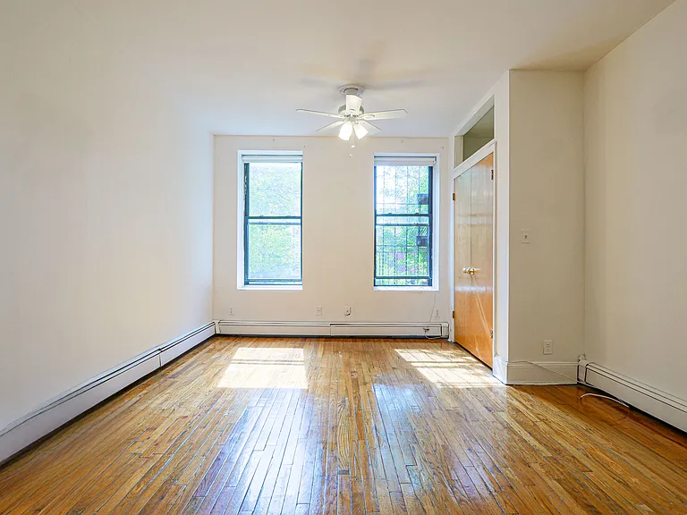 677 Classon Ave #2LR — Photo 3