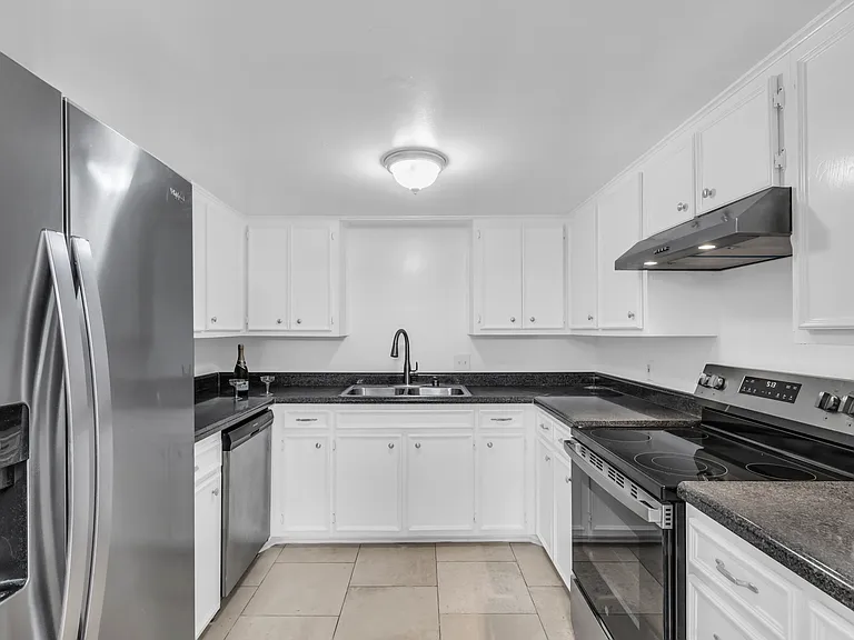 3432 Normandy Ave — Photo 7