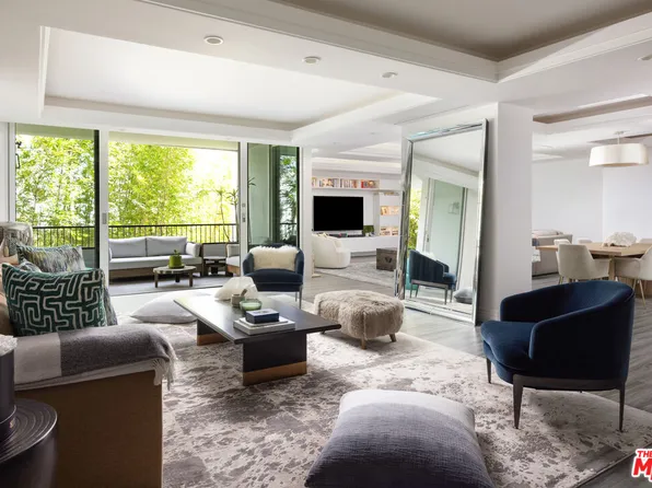 1100 Alta Loma Rd APT 504, West Hollywood, CA 90069