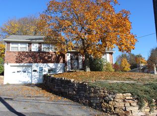 412 Oak Ln, Watsontown, PA 17777