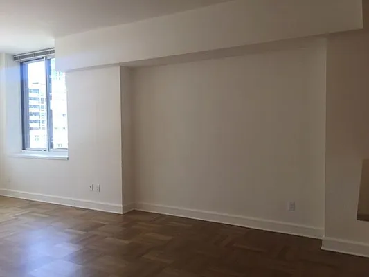 Rented by Windsor Property Management | media 11