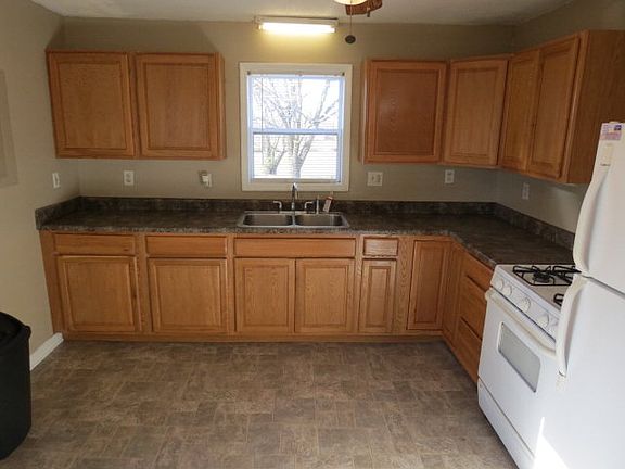 5th image of 2841 Old Masonville Loop