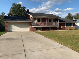 1413 Robin Hood Rd, Charleston, WV 25314