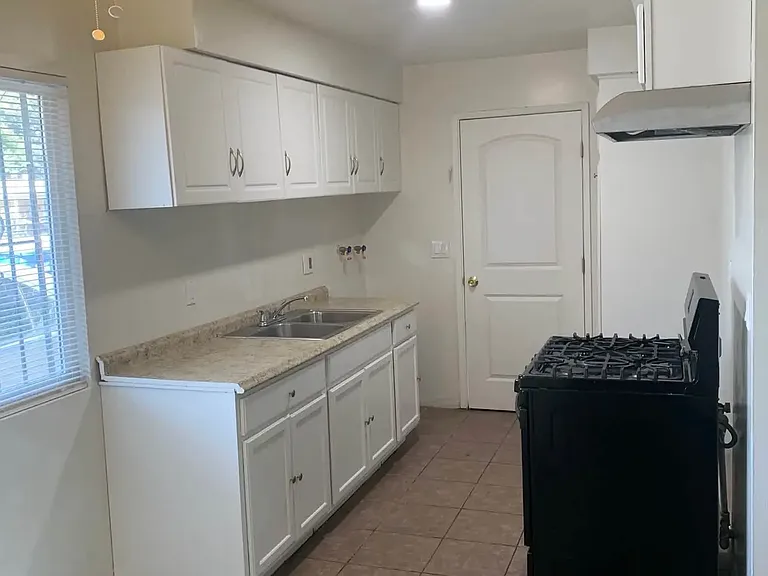 2354 Bryce Rd — Photo 7