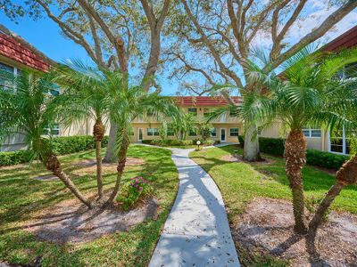 8 Vista Palm Lane #104, Vero Beach, FL, 32962