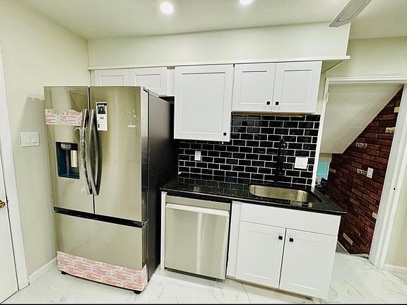 2nd image of 30 Nelson Ave