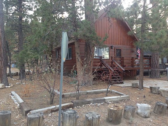2nd image of 744 Irving Way