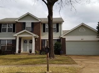 627 Bugle Run Dr, Florissant, MO