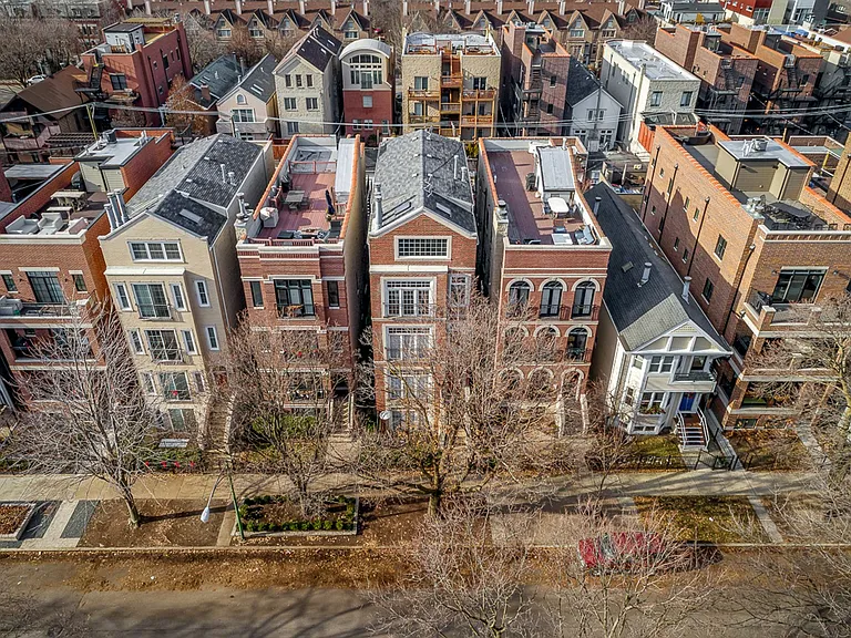 2714 N Wayne Ave — Photo 3
