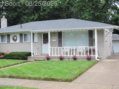 34038 Kennedy St, Westland, MI, 48185