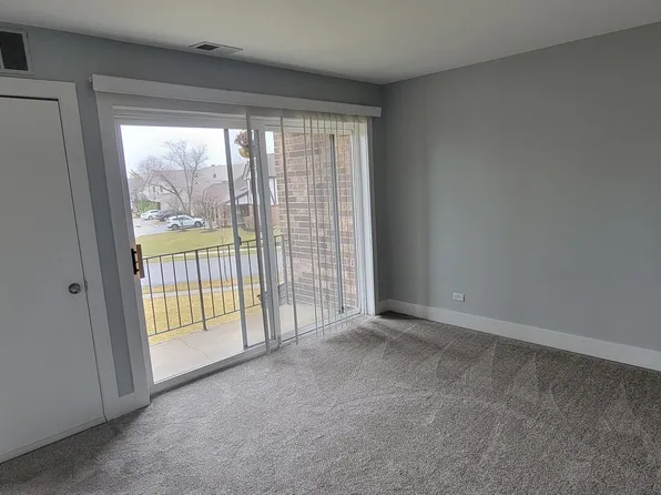 14949 Lakeview Dr, Orland Park, IL 60462