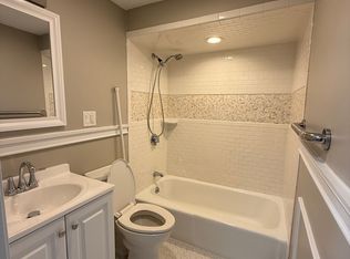 76 Fremont St #3F, Winthrop, MA 02152