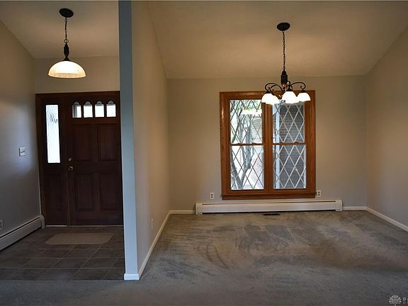3rd image of 6155 Crestway Dr