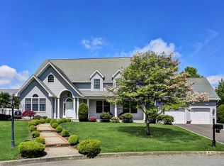 7 Sequoia Ct, Brielle, NJ 08730