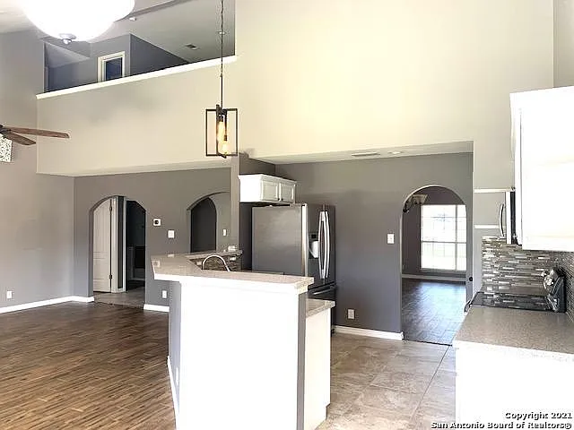 2546 Woodland Village Pl — Photo 5