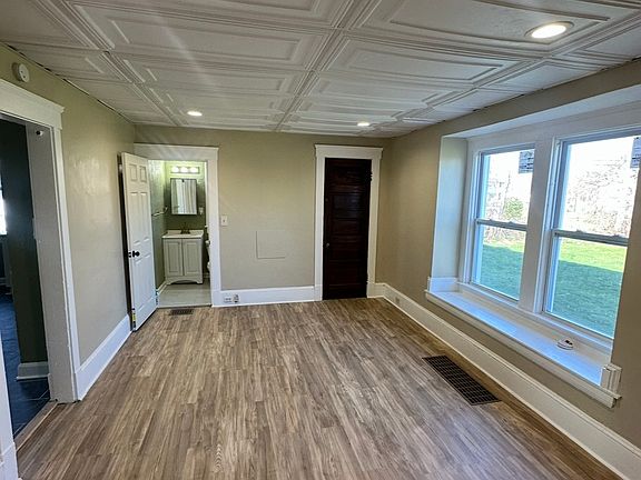 4th image of 470 Arbor Rd
