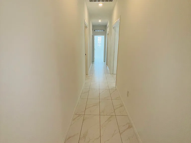 39171 Quixote Ct — Photo 6