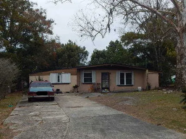 9211 Greenleaf Rd, Jacksonville, FL 32208