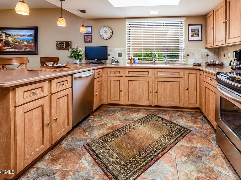 25642 S Brentwood Dr — Photo 2