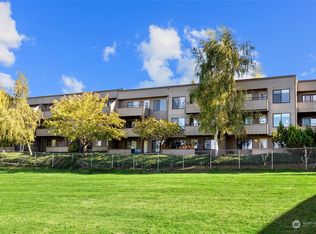 4895 76th St SW UNIT D401, Mukilteo, WA