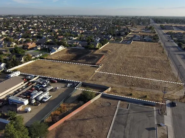 7418 Wible Rd, Bakersfield, CA 93313