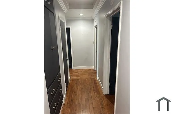 Building Photo - 14 N Alboni Pl