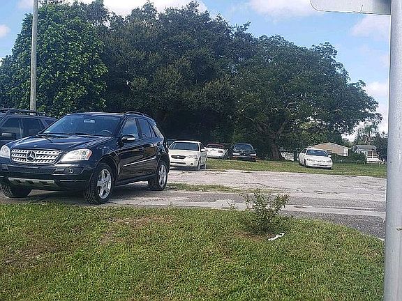 2nd image of 9204 Us Highway 301 N