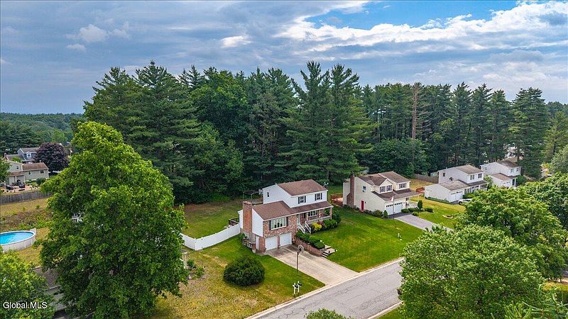 5th image of 39 Baker Drive
