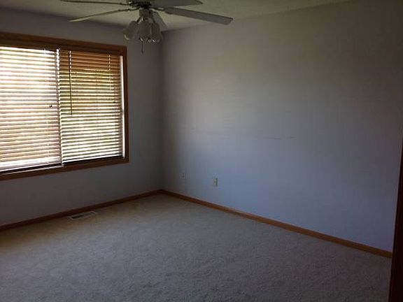 3rd image of 1933 Southcross Dr #2007