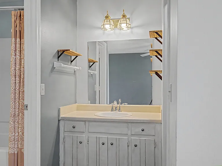 4316 Baton Rouge Dr — Photo 13