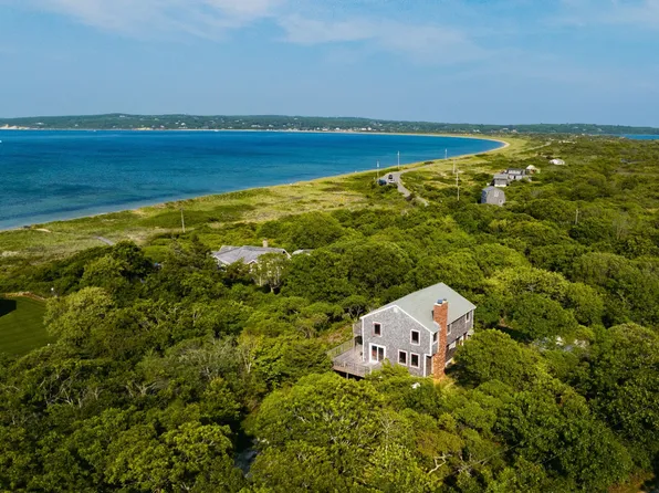 654 Lighthouse Rd, Aquinnah, MA 02535