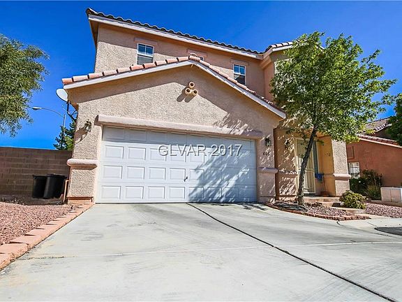 3rd image of 806 Rocky Park Ct