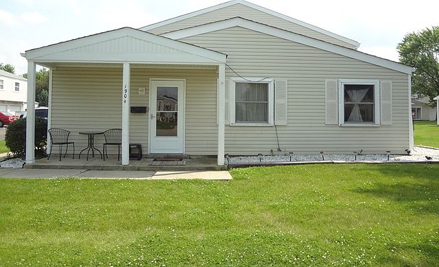 1st image of 190 Elizabeth Ct Unit A