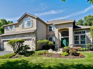 1432 Somerset Ct, Mundelein, IL 60060