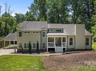6219 Fair Valley Dr, Charlotte, NC 28226