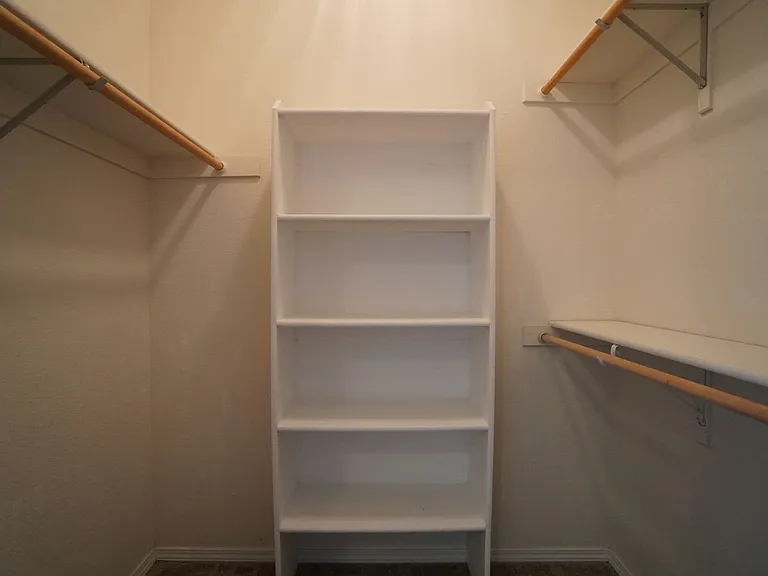 3770 Strawberry Field Grv #B — Photo 16