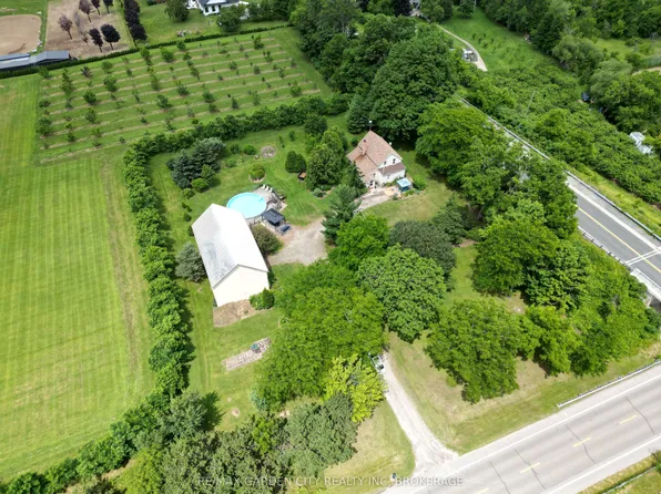5400 N Service Rd, Beamsville, ON L0R 1B3
