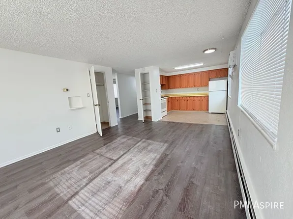 3305 S Clarkson St, Englewood, CO